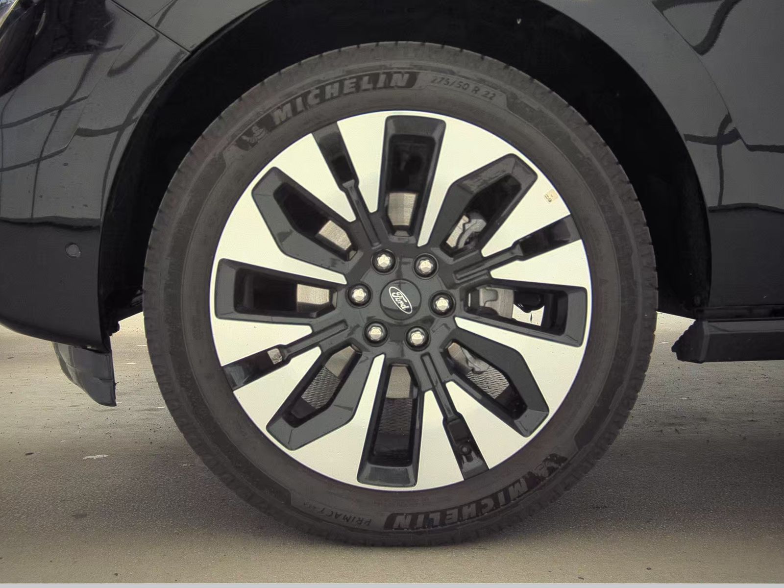 FORD EXPEDITION - 10