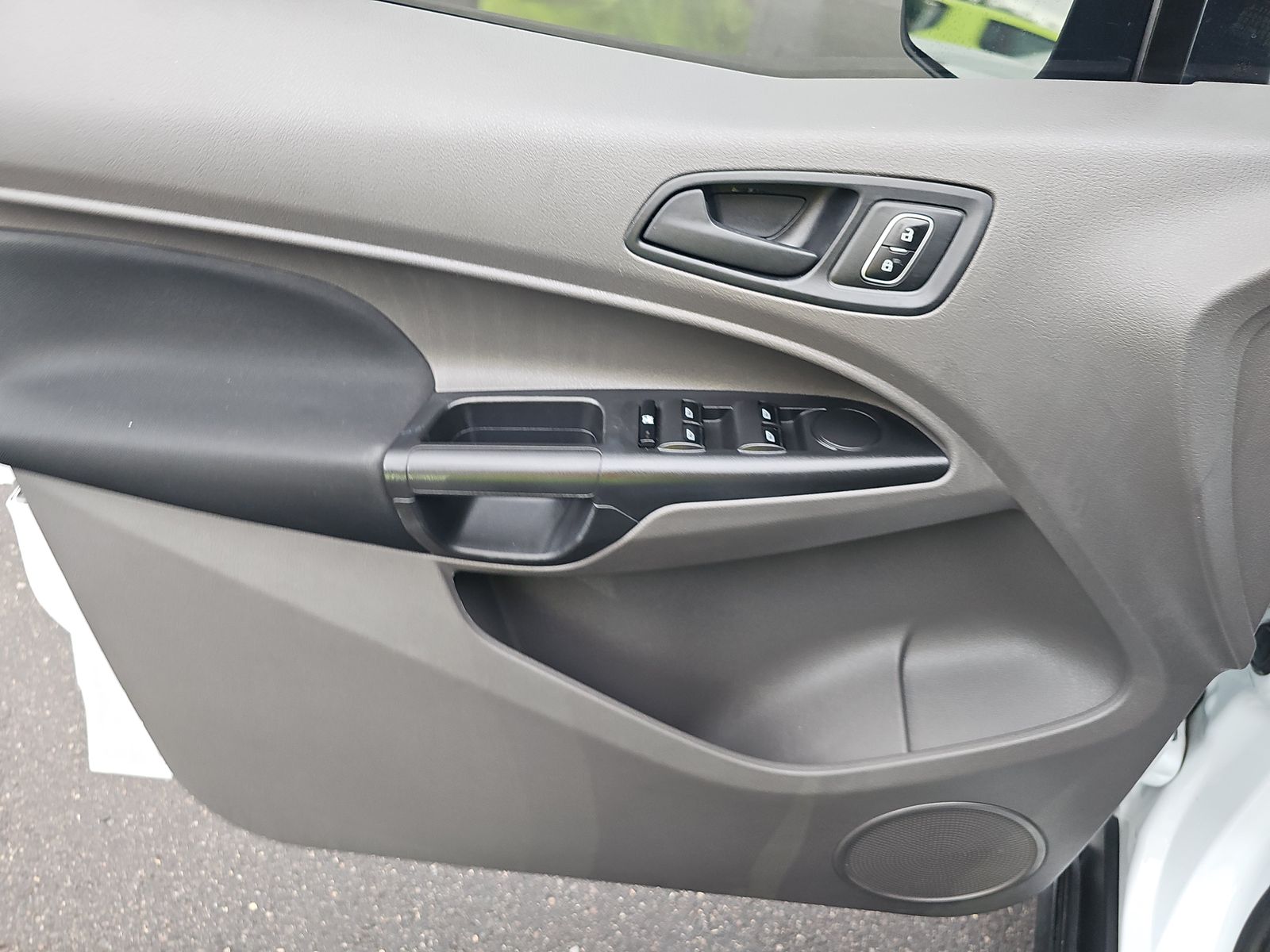 FORD TRANSIT CONNECT - 10