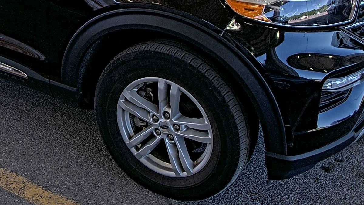 FORD EXPLORER - 9
