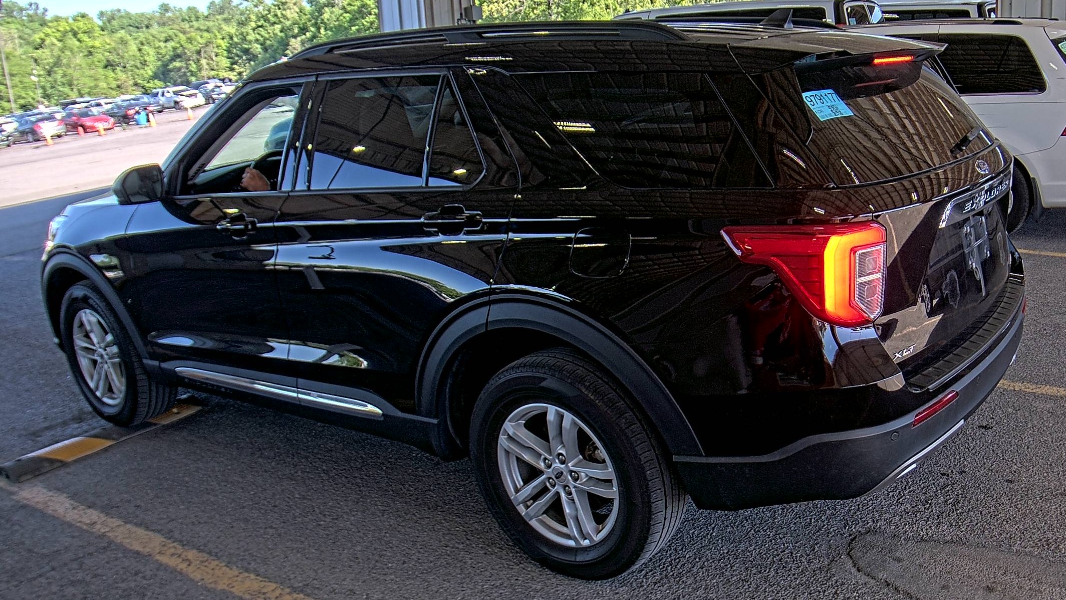FORD EXPLORER - 7