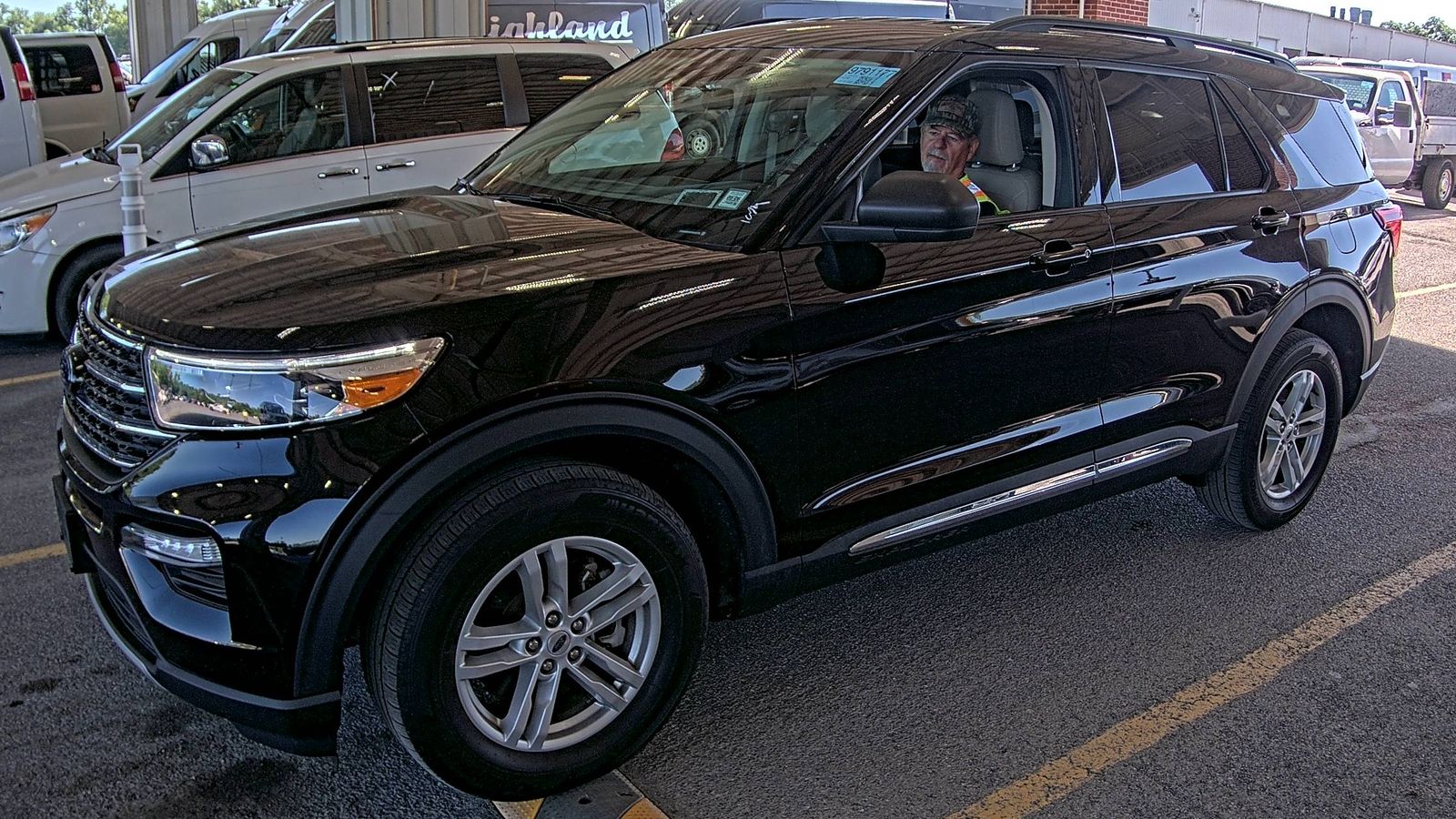 FORD EXPLORER - 1