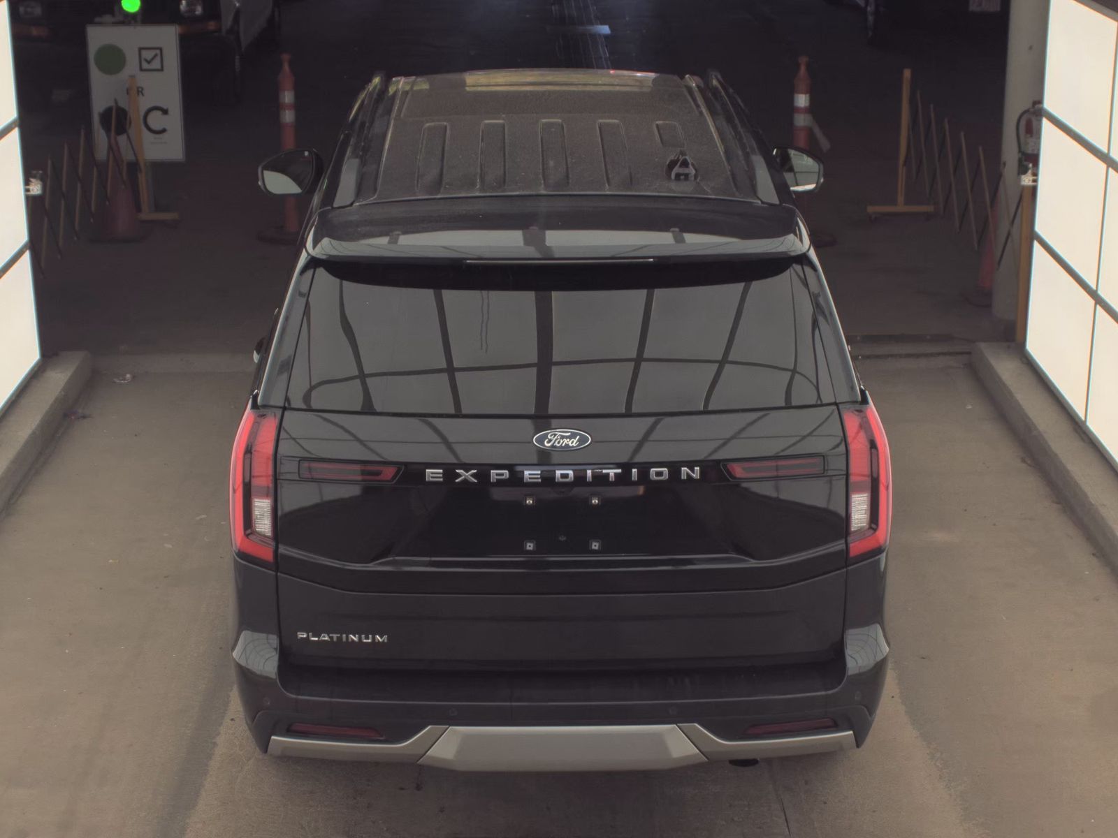 FORD EXPEDITION - 7