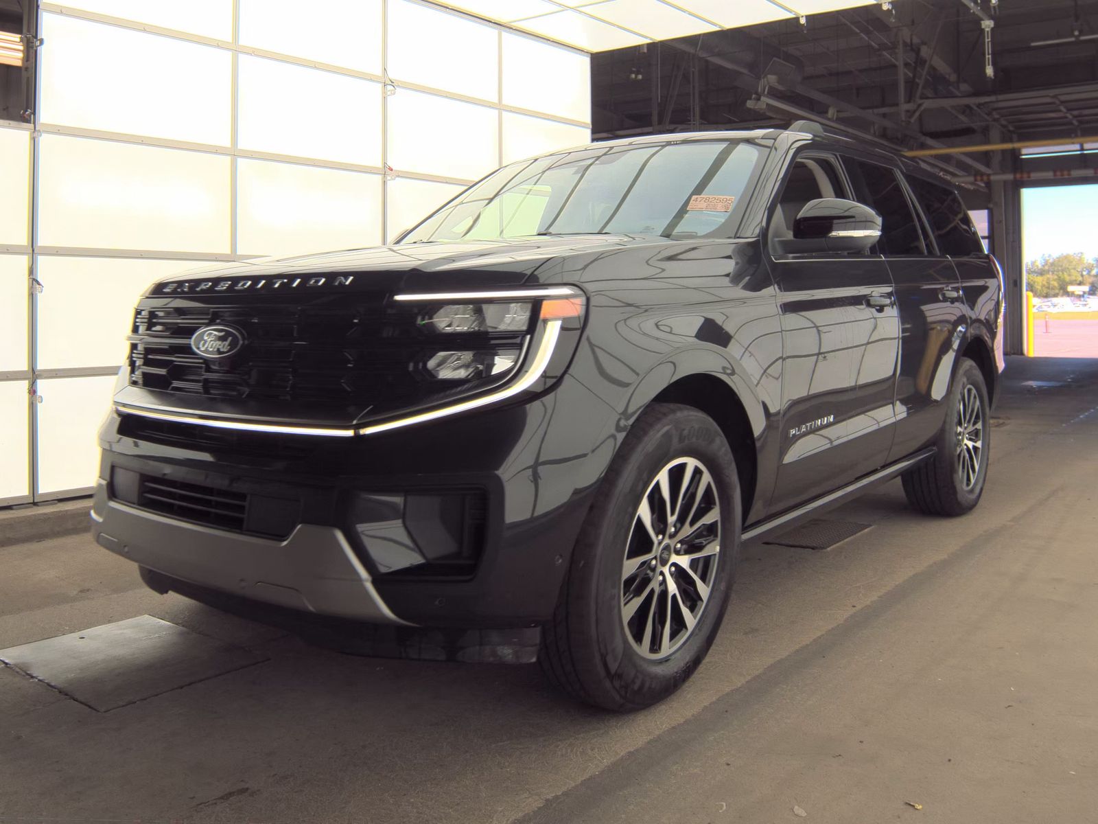 FORD EXPEDITION - 1
