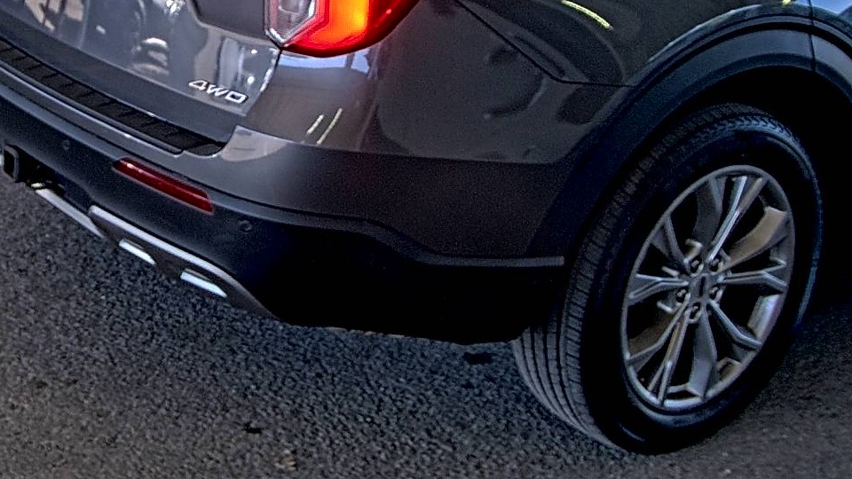 FORD EXPLORER - 10