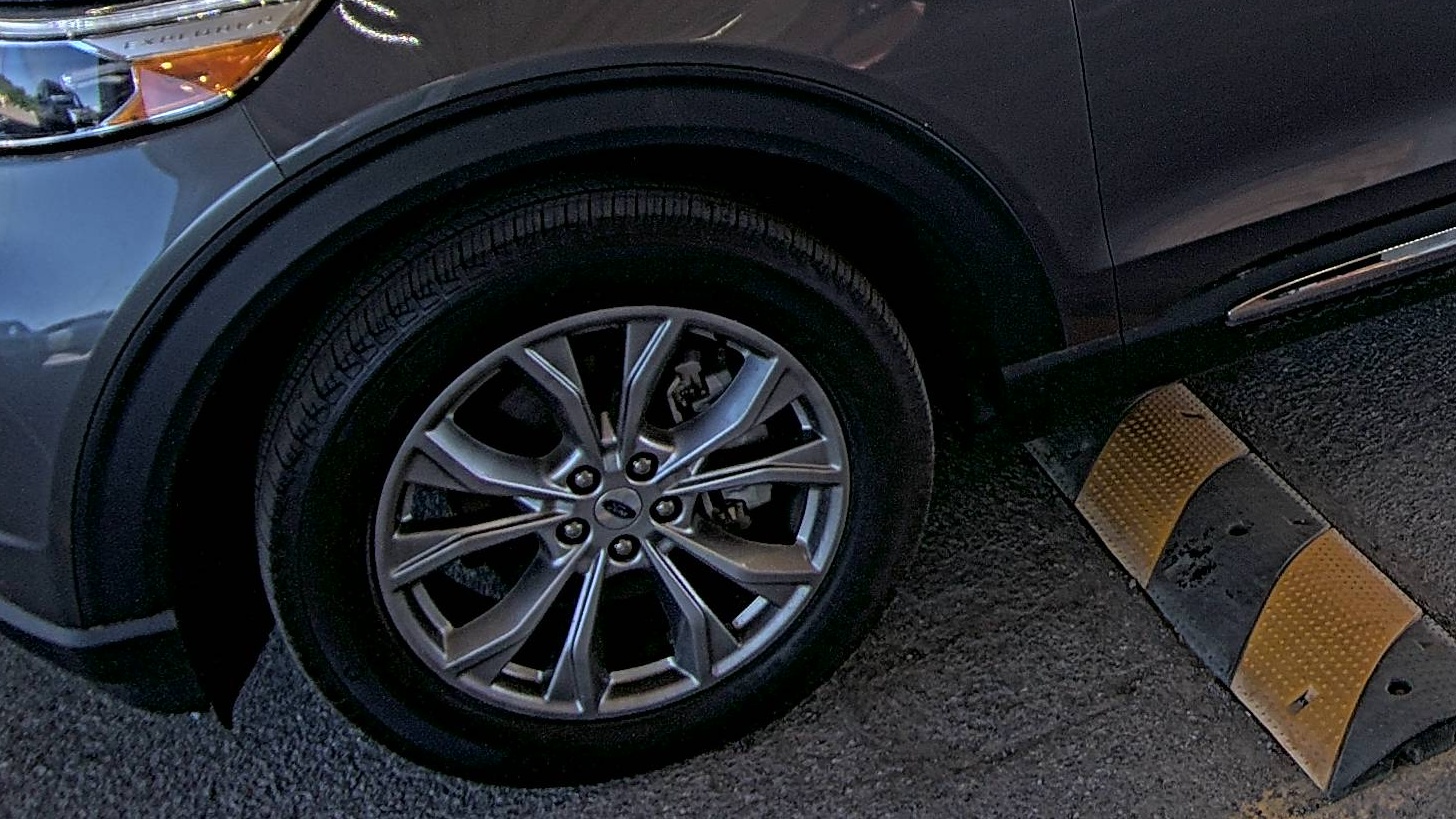 FORD EXPLORER - 8
