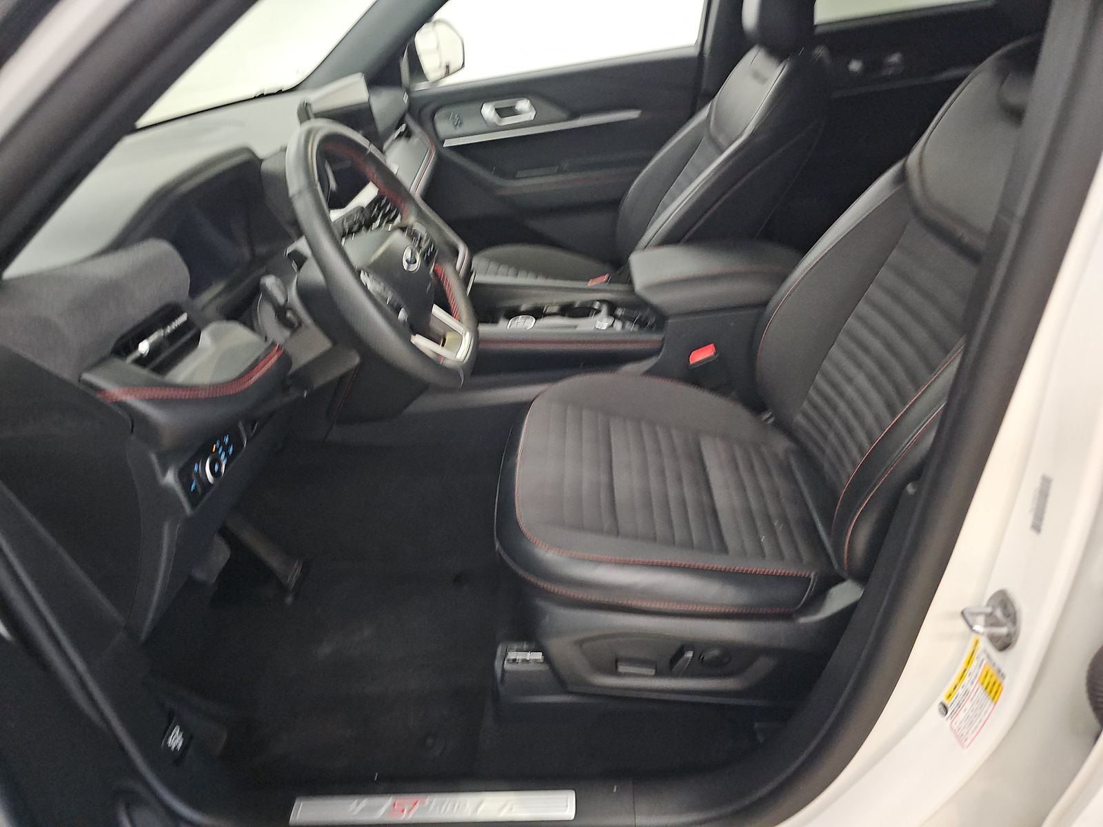 FORD EXPLORER - 8
