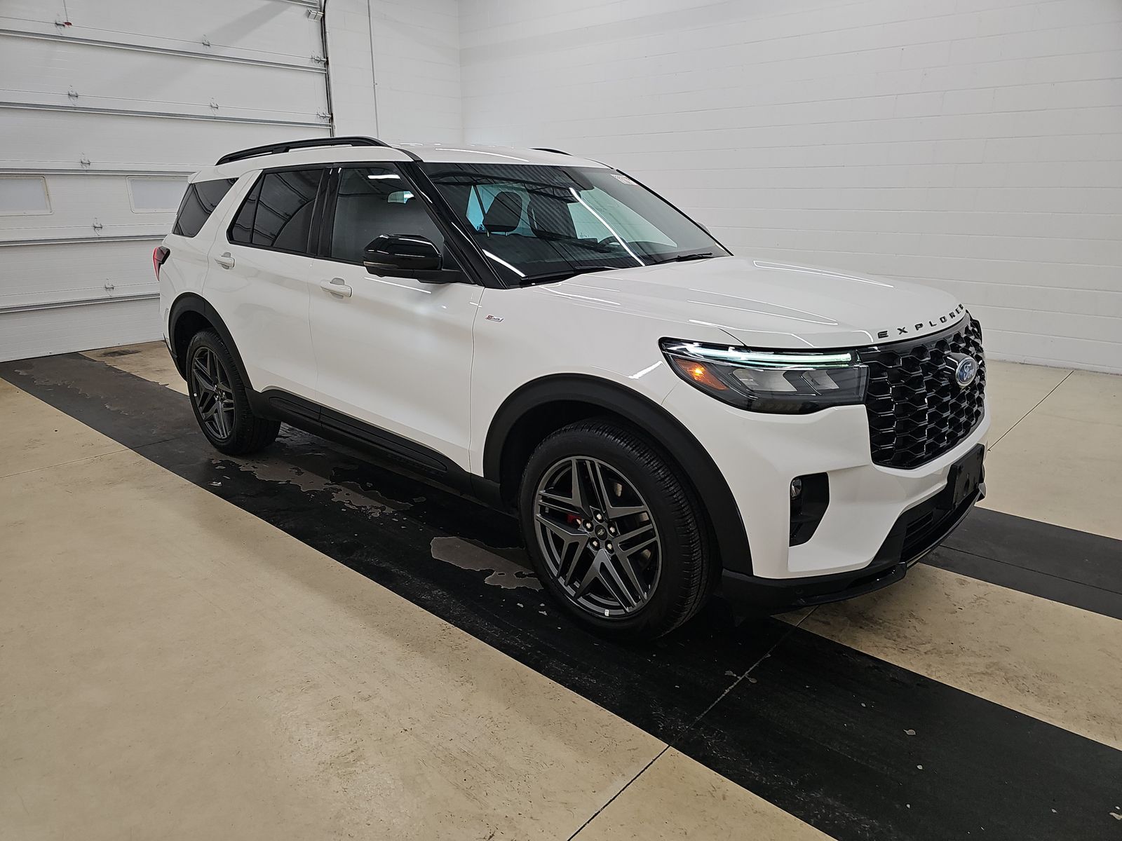 FORD EXPLORER - 4