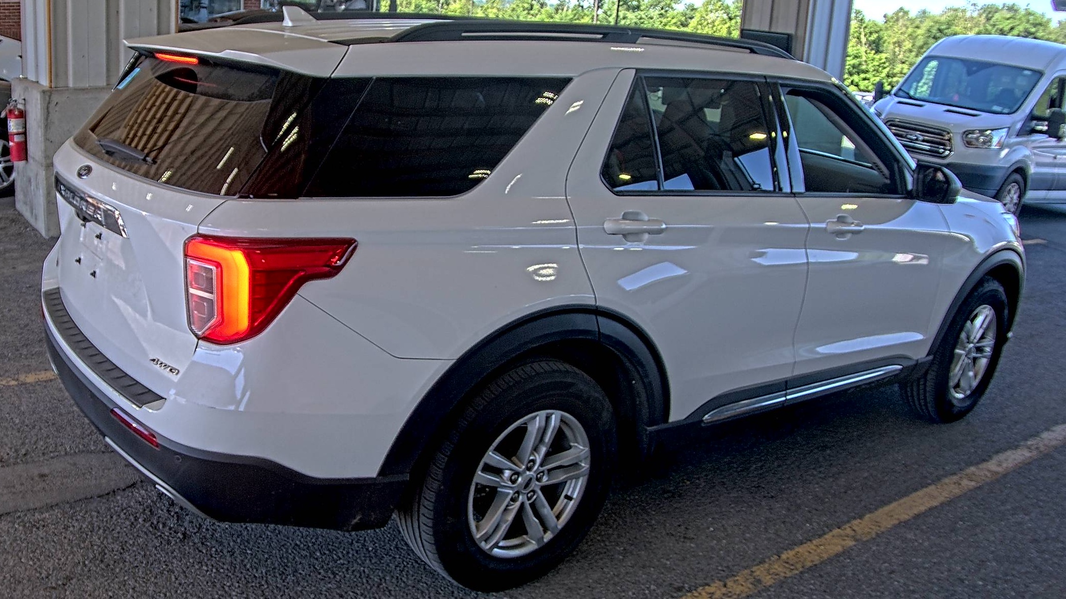 FORD EXPLORER - 5