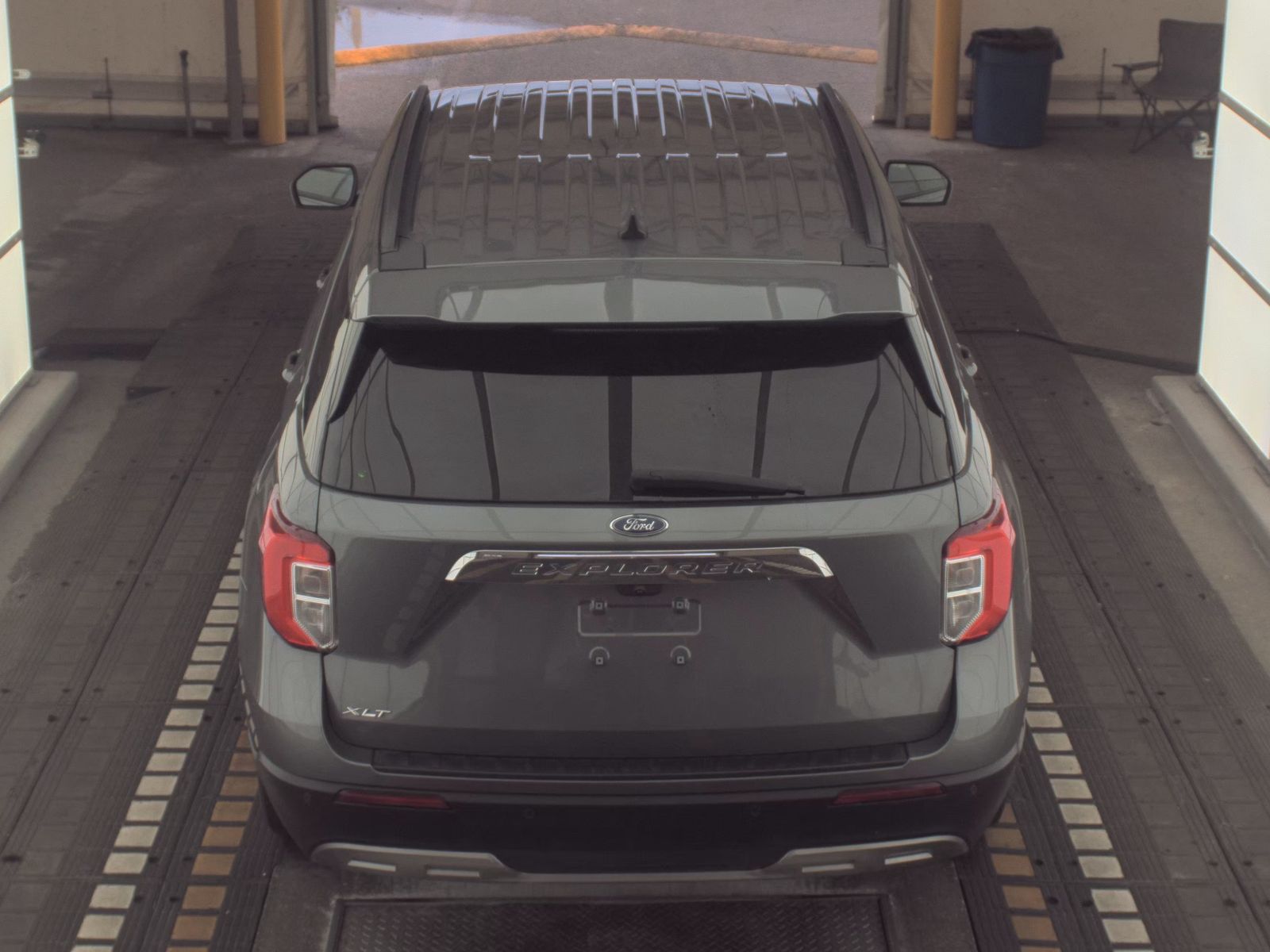 FORD EXPLORER - 7