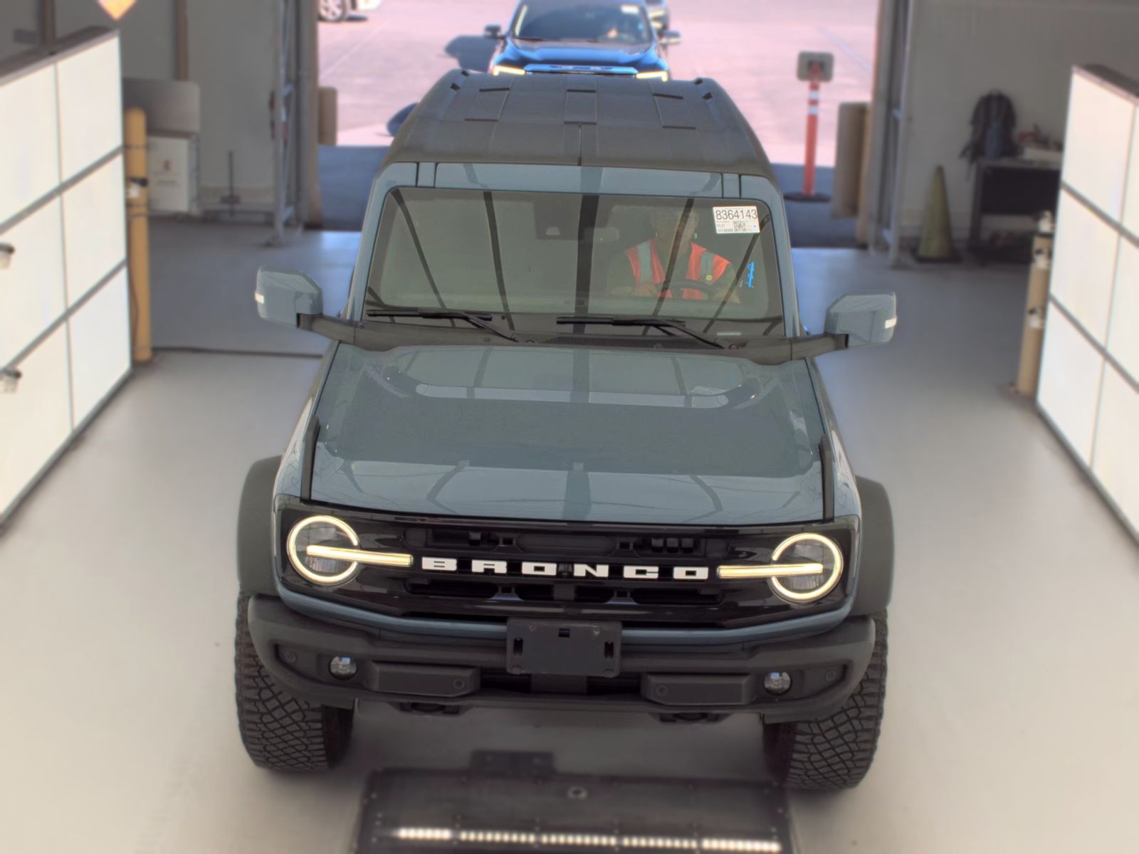 FORD BRONCO - 3