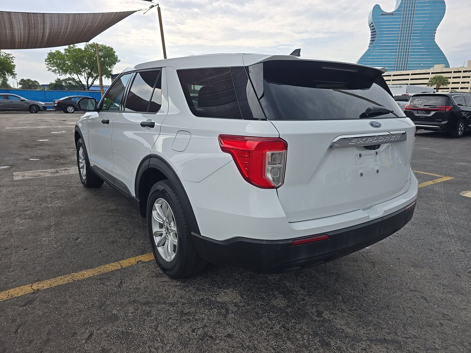 FORD EXPLORER - 7