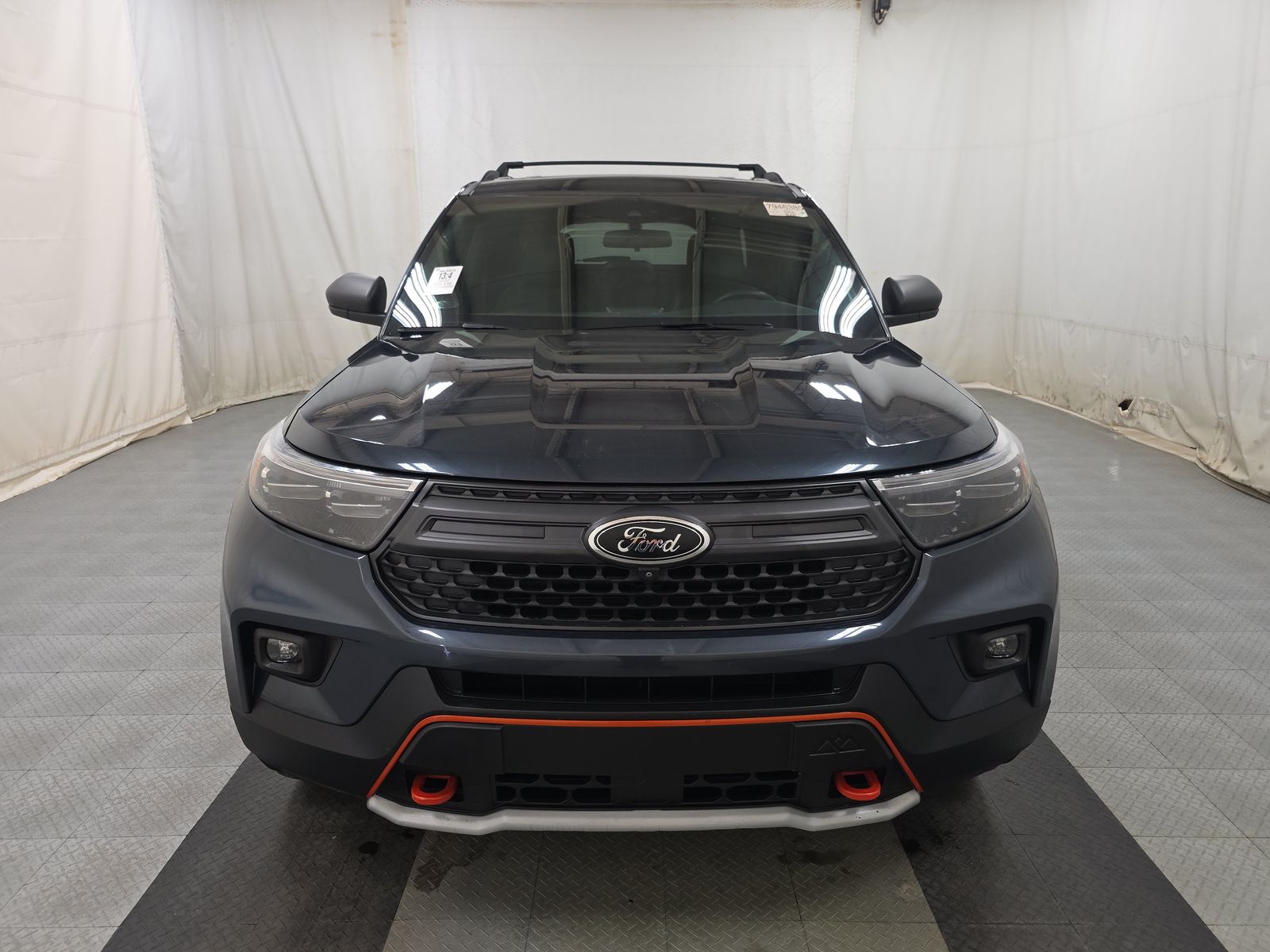 FORD EXPLORER - 3
