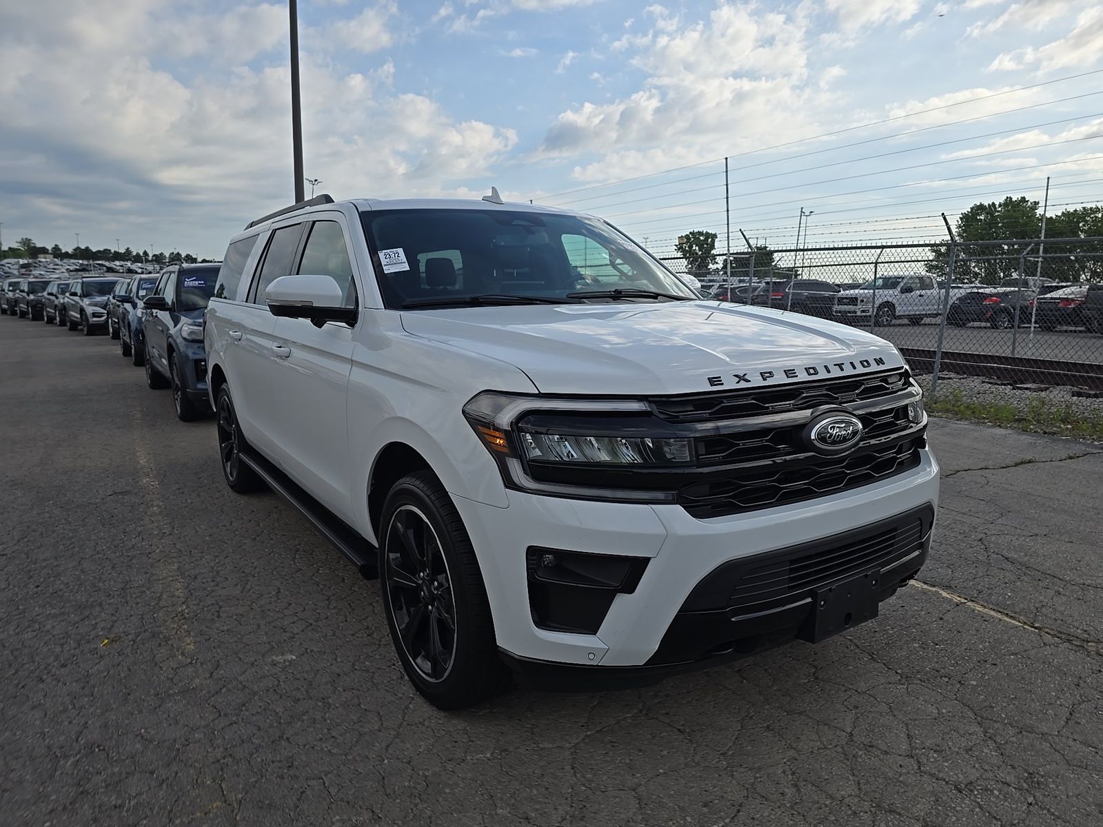 FORD EXPEDITION MAX - 4