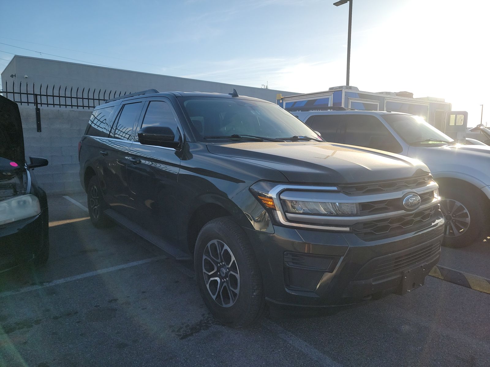 FORD EXPEDITION MAX - 4