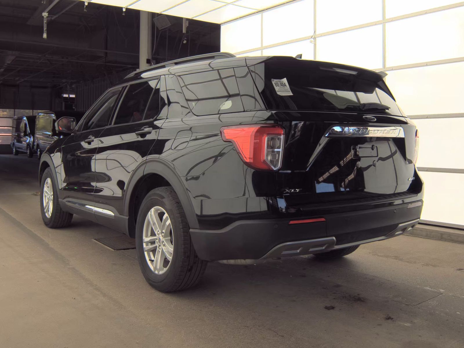 FORD EXPLORER - 9