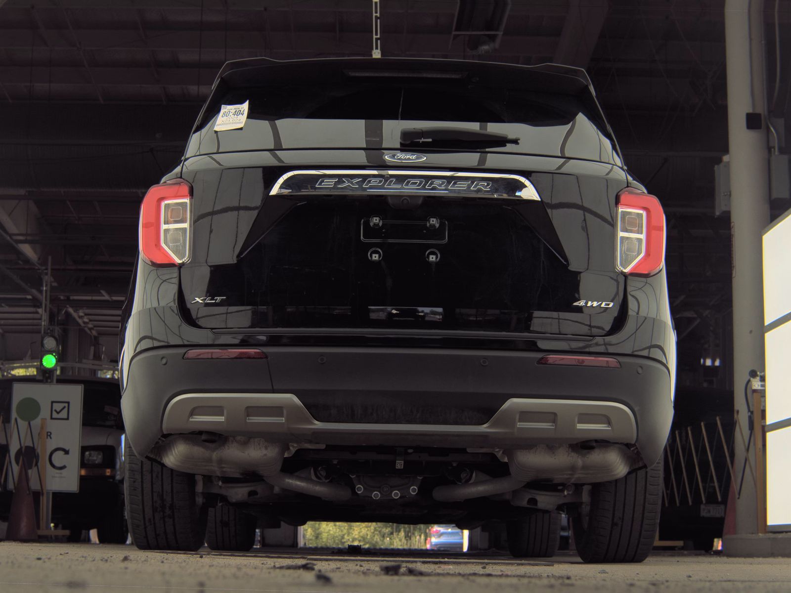 FORD EXPLORER - 8