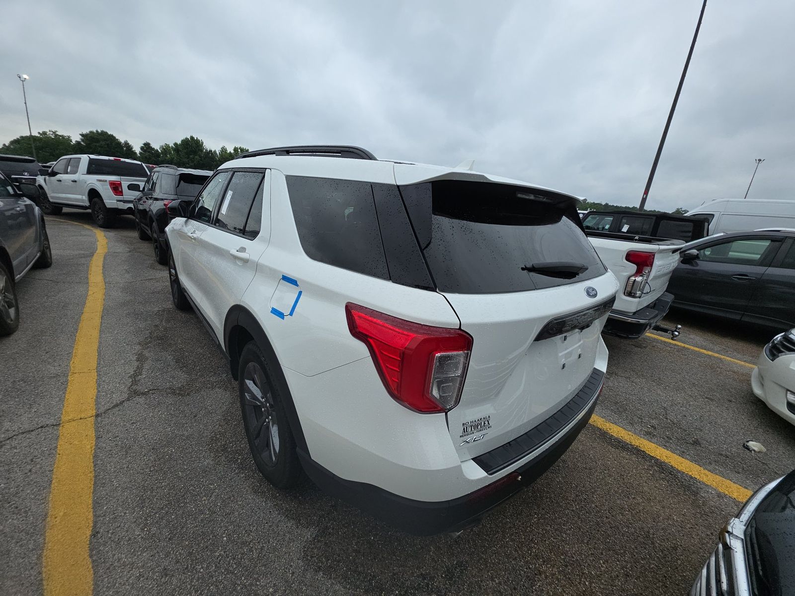 FORD EXPLORER - 7
