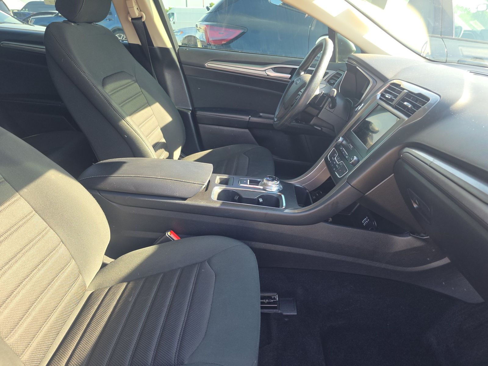 FORD FUSION - 9