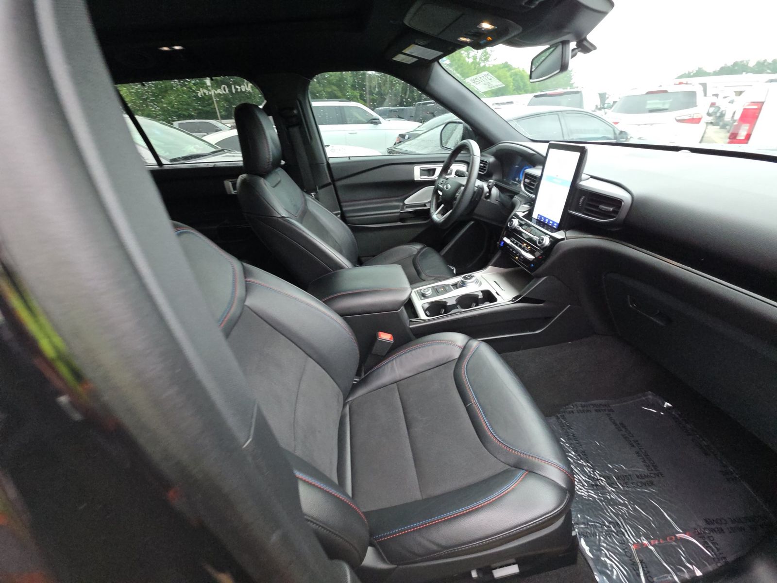 FORD EXPLORER - 9