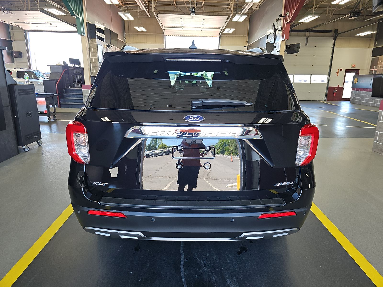 FORD EXPLORER - 6
