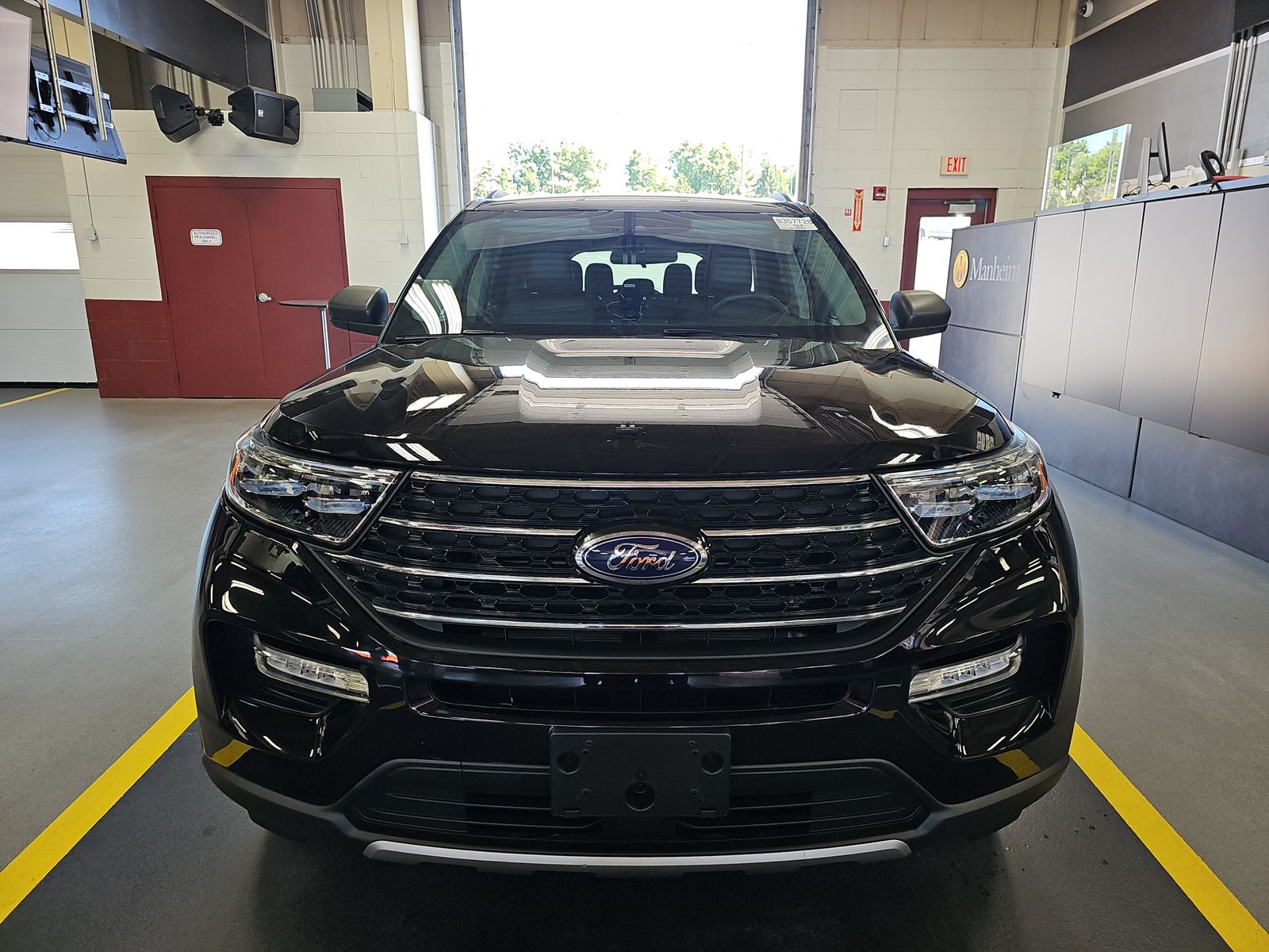 FORD EXPLORER - 3