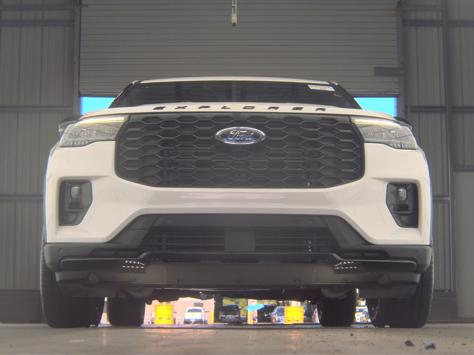 FORD EXPLORER - 4