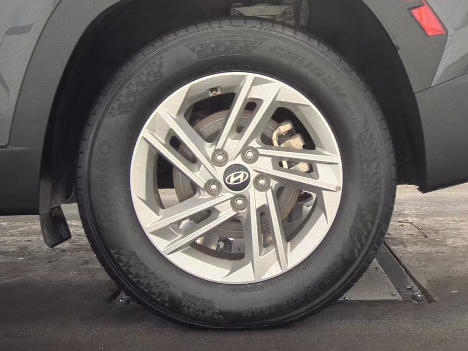 2025 Hyundai Tucson SE FWD