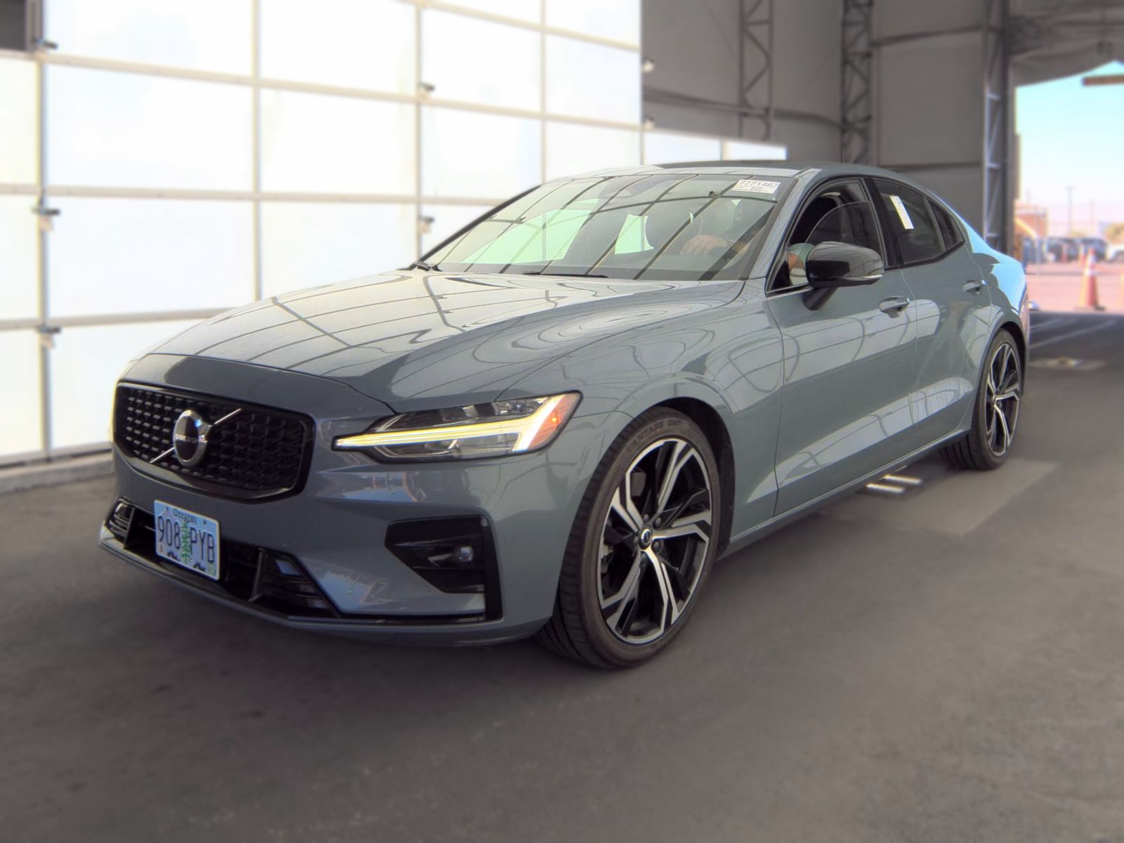 2024 Volvo S60 B5 Core AWD