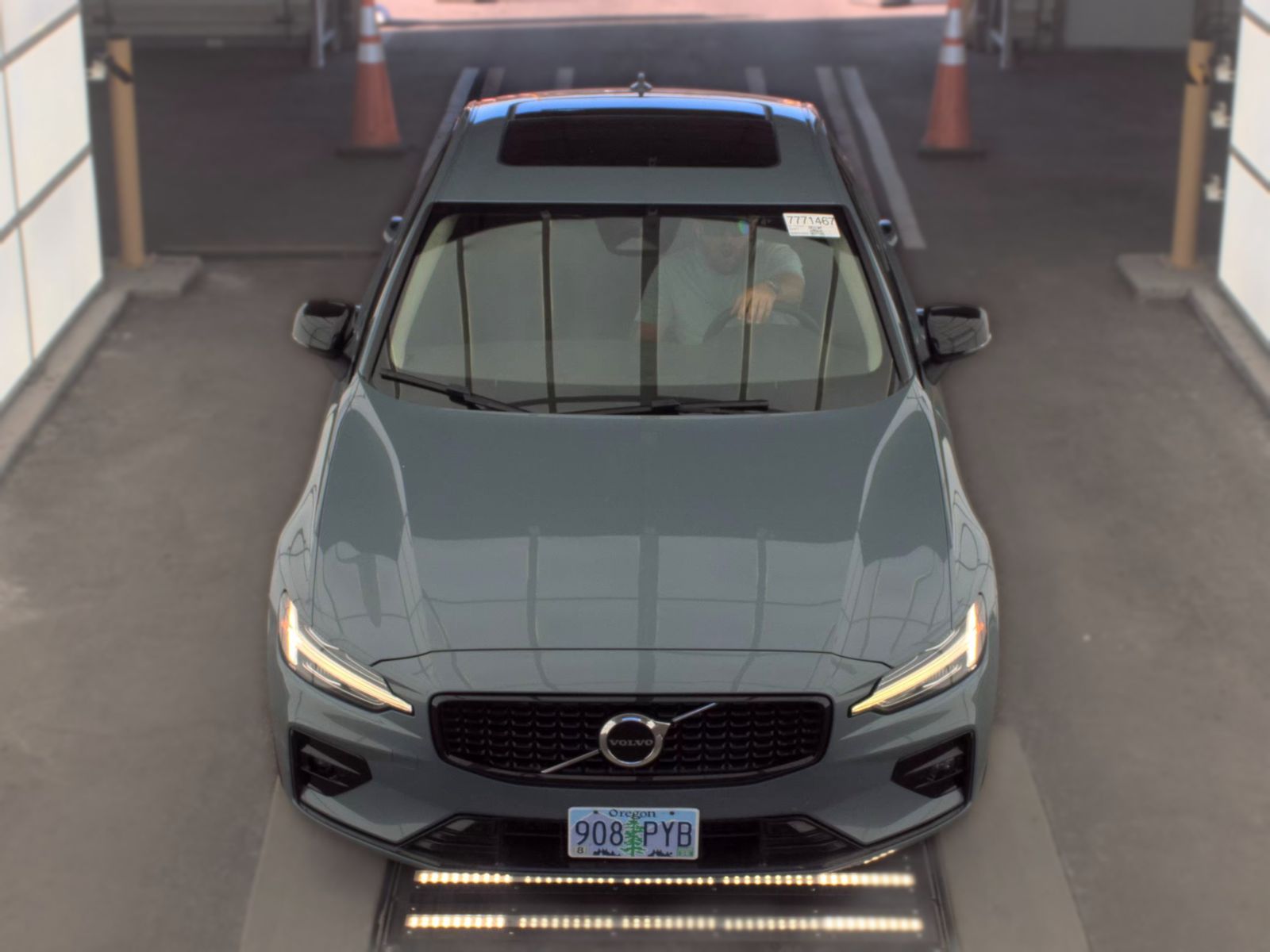 2024 Volvo S60 B5 Core AWD