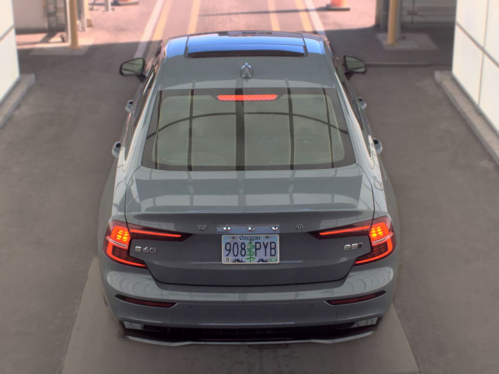 2024 Volvo S60 B5 Core AWD