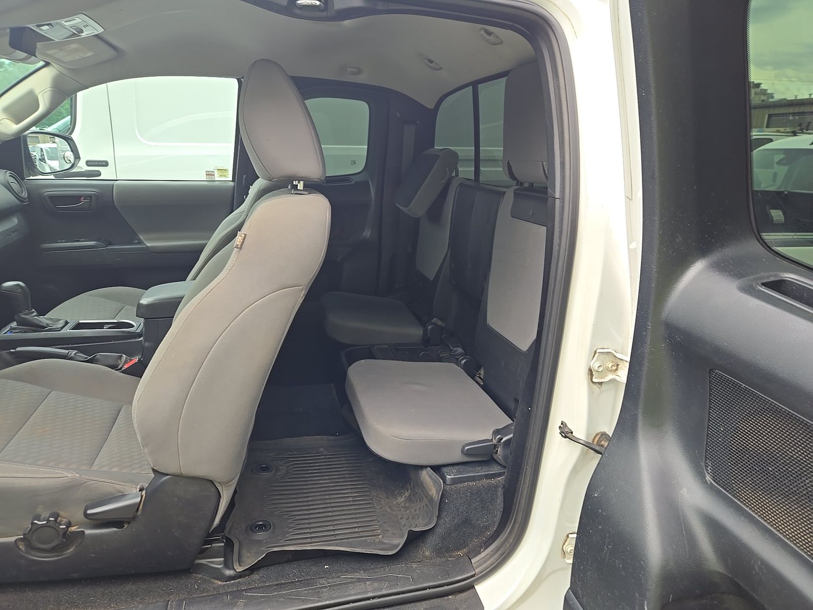 2021 Toyota Tacoma SR AWD