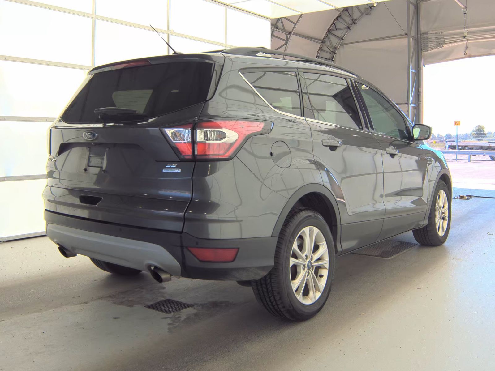 FORD ESCAPE - 6