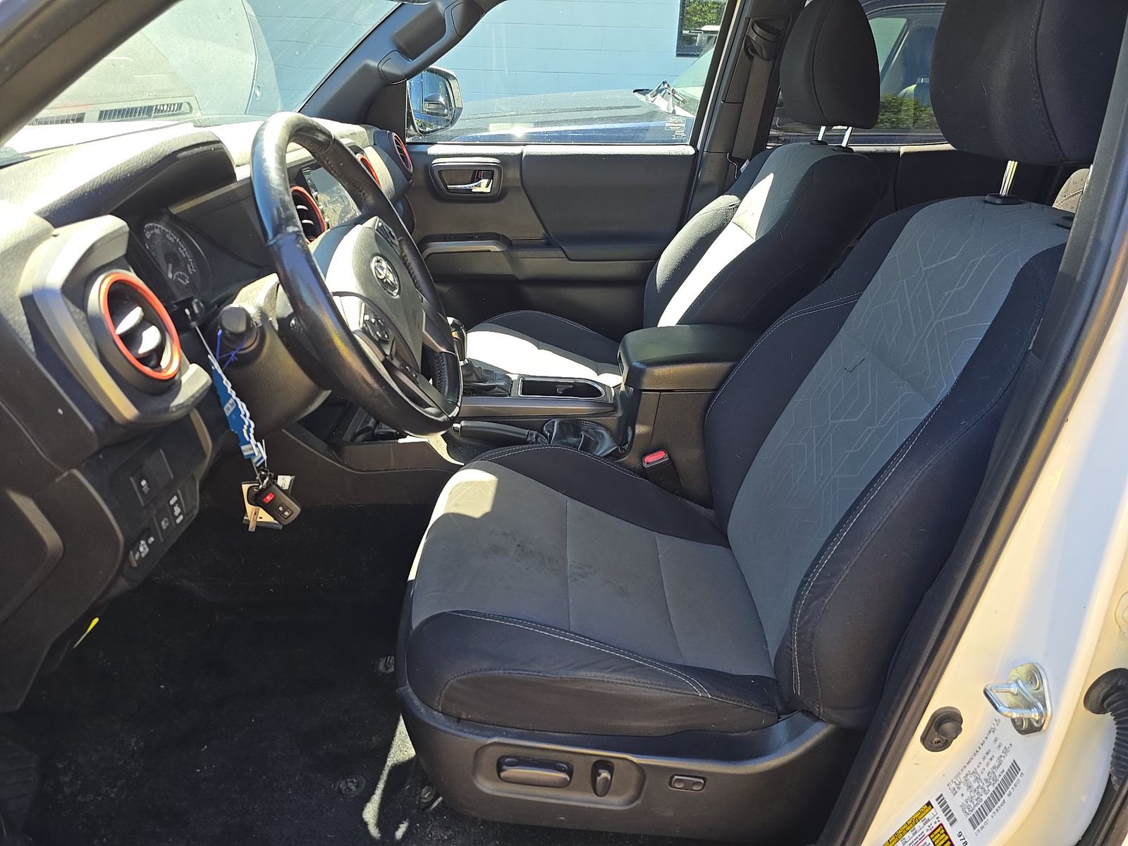 2023 Toyota Tacoma TRD Off-Road AWD
