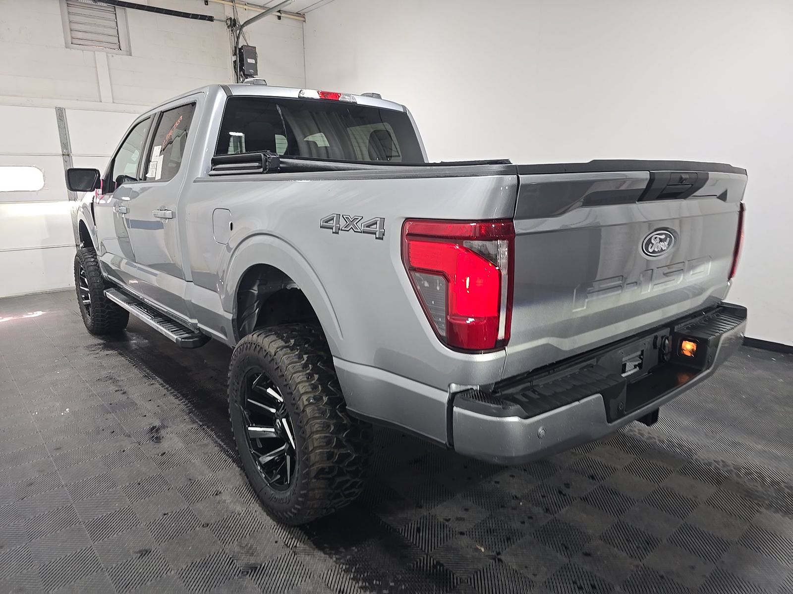 2025 Ford F-150 XLT AWD