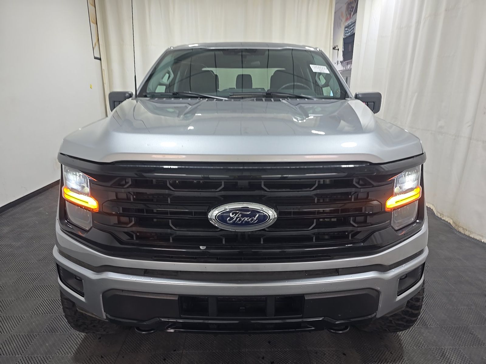 2025 Ford F-150 XLT AWD