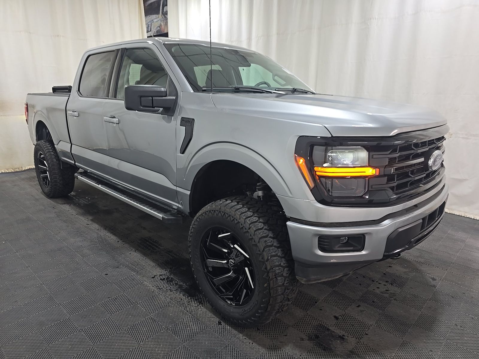 2025 Ford F-150 XLT AWD