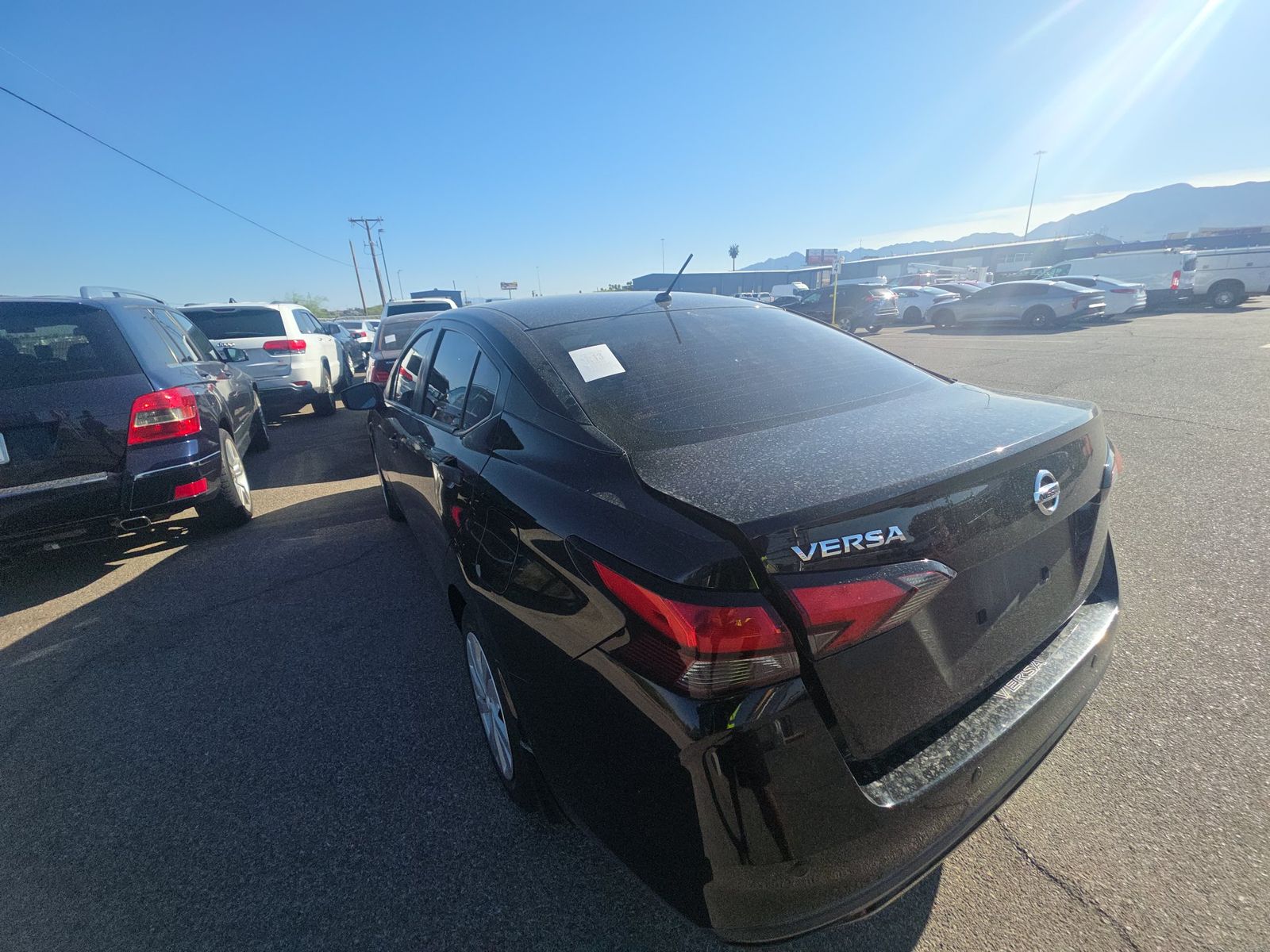 NISSAN VERSA - 7