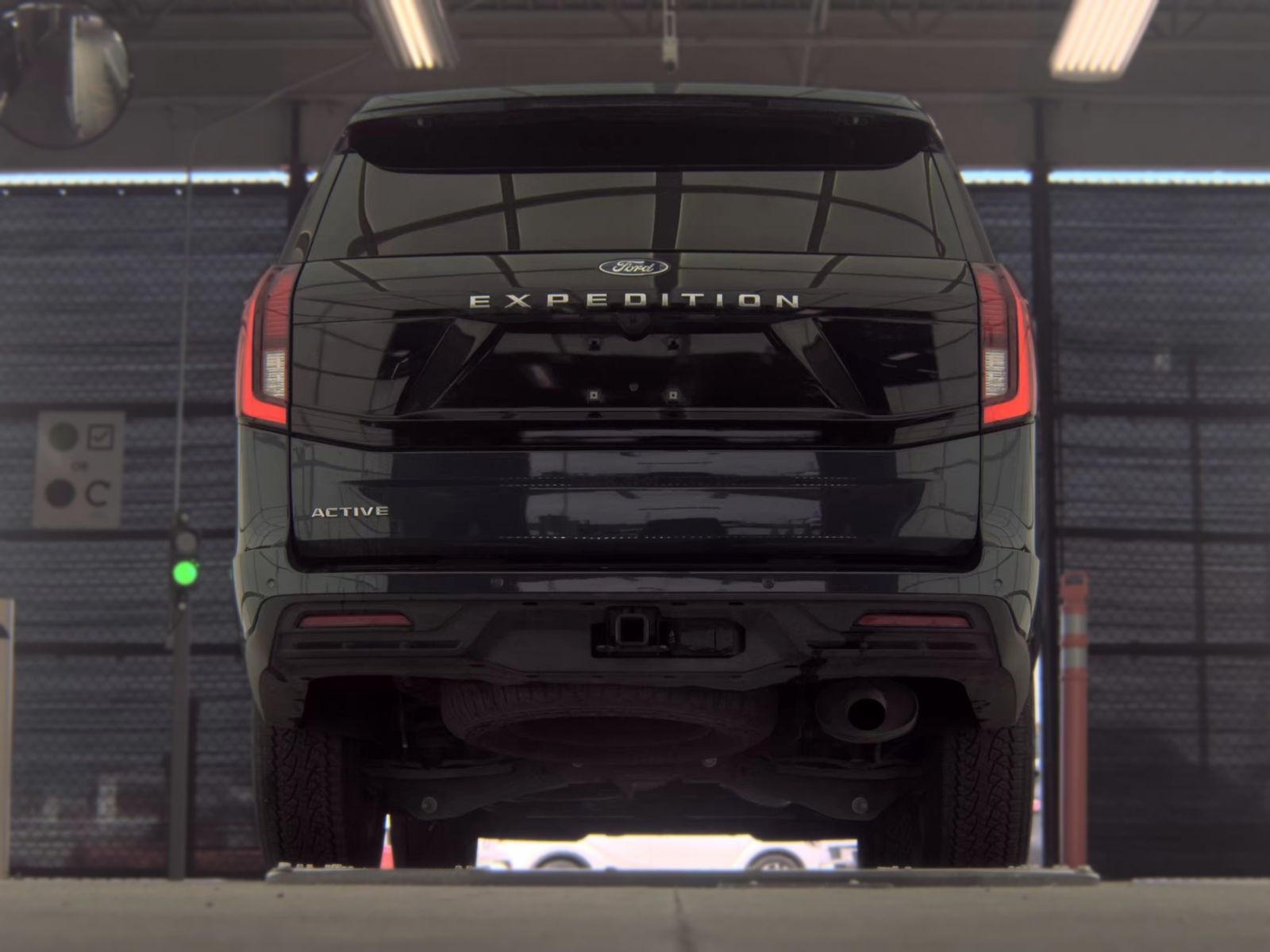 FORD EXPEDITION - 8