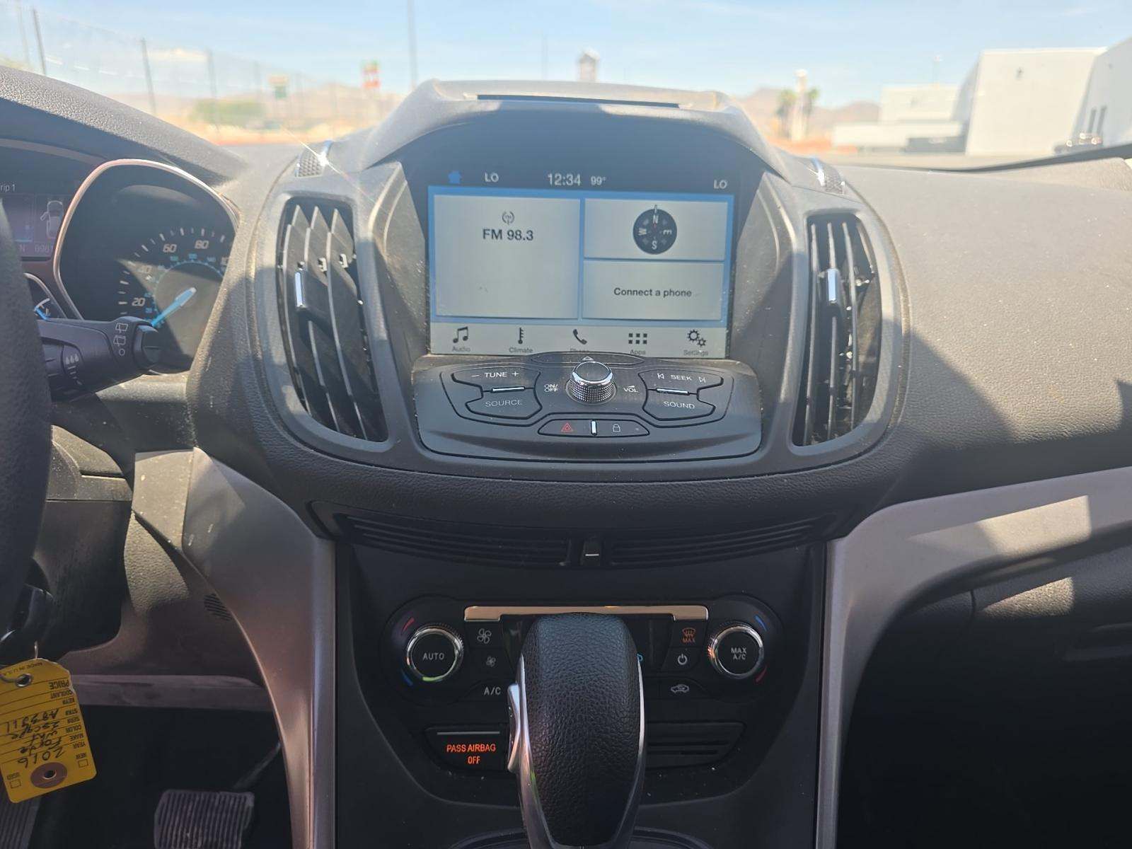 FORD ESCAPE - 9