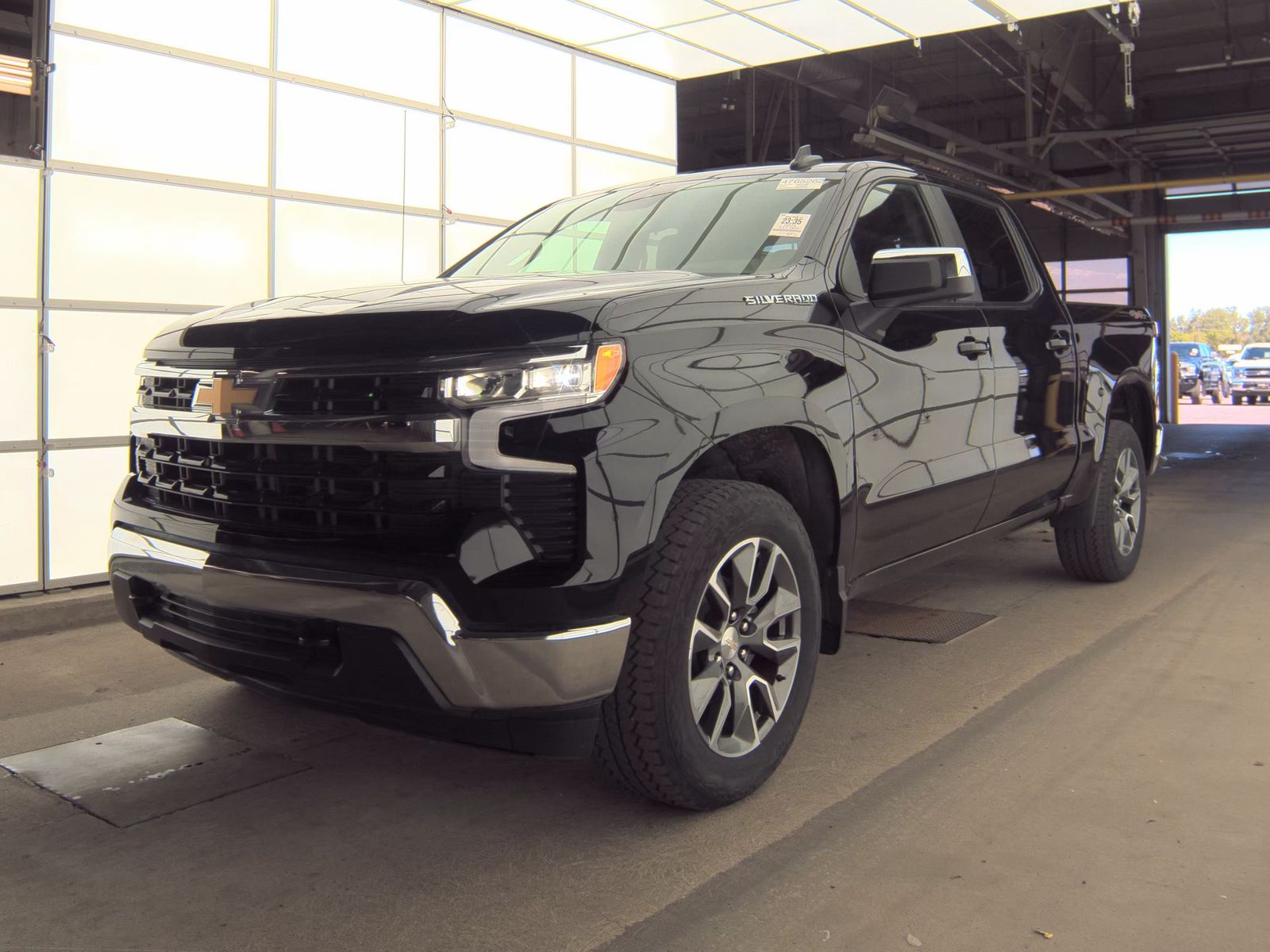 2024 Chevrolet Silverado 1500 LT AWD