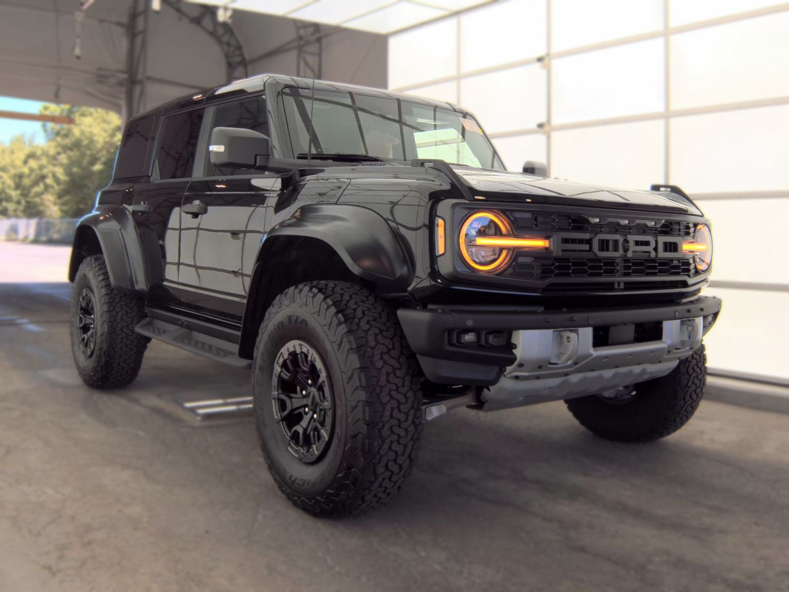 FORD BRONCO - 5
