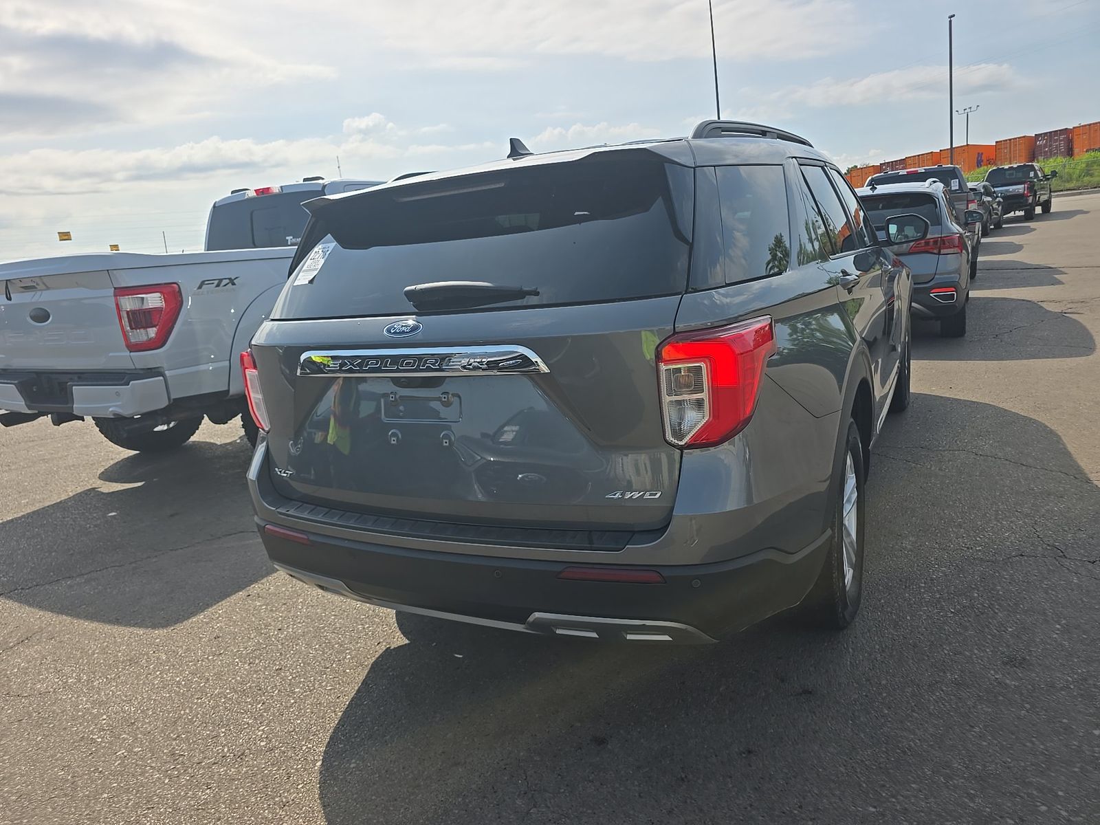 FORD EXPLORER - 6