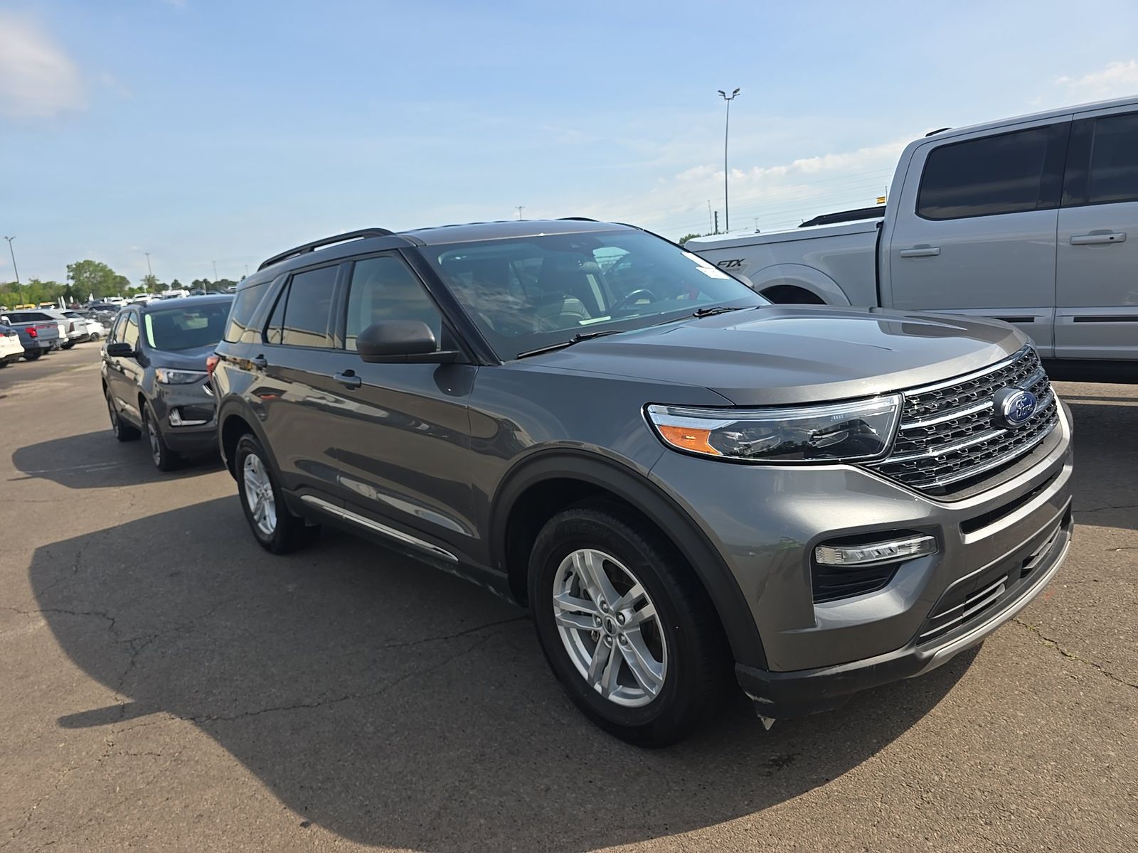 FORD EXPLORER - 4