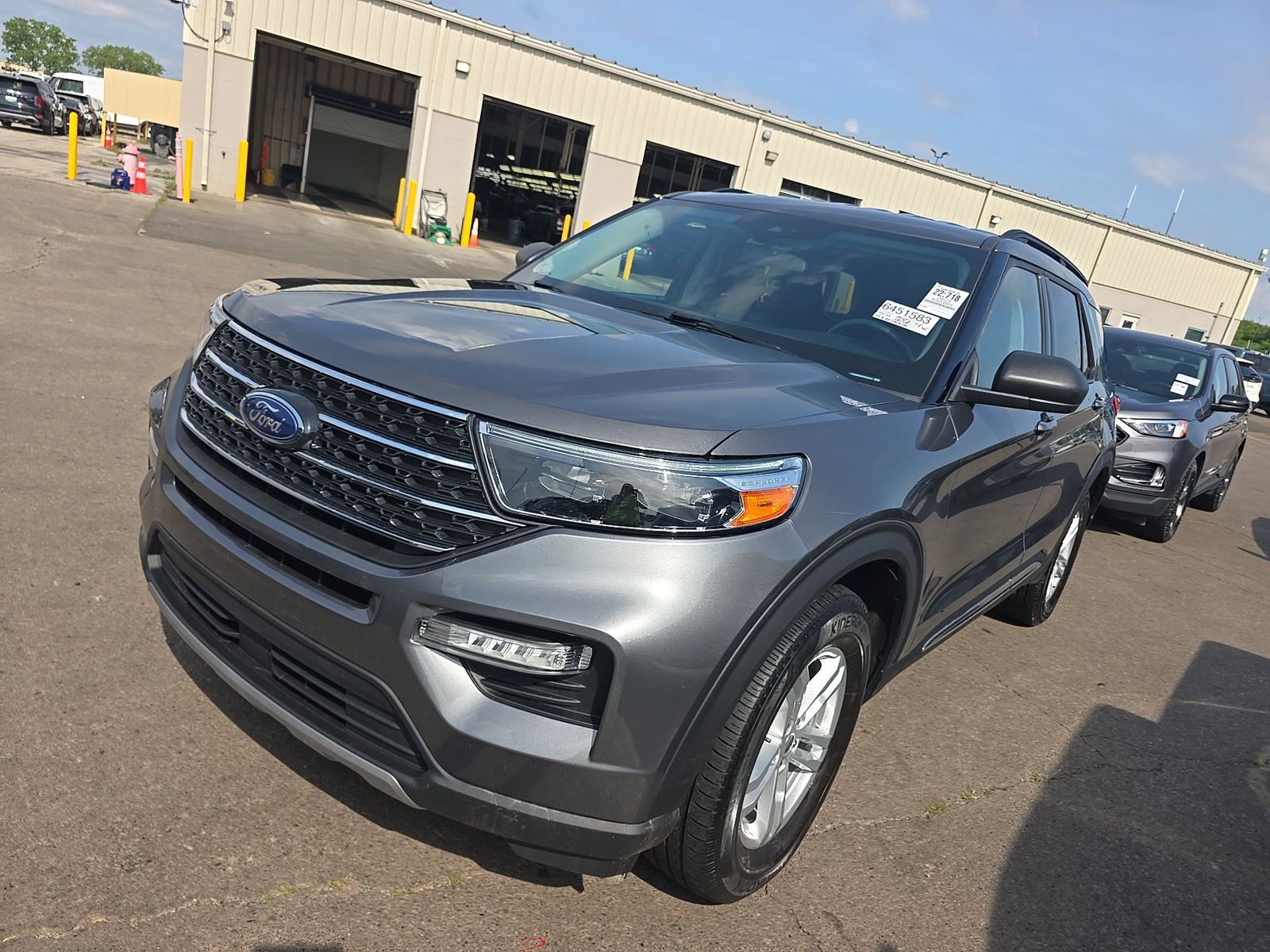 FORD EXPLORER - 1