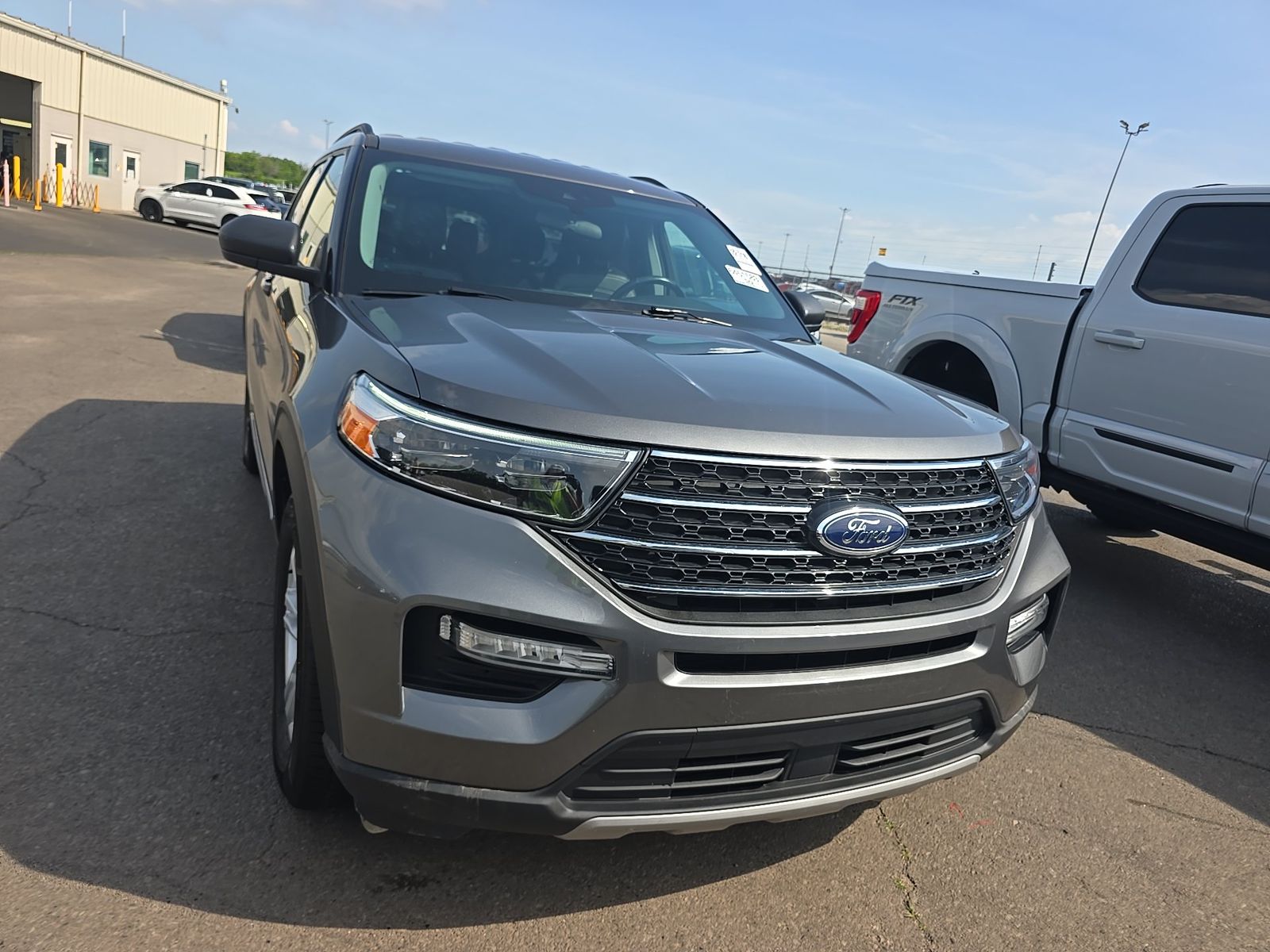 FORD EXPLORER - 3