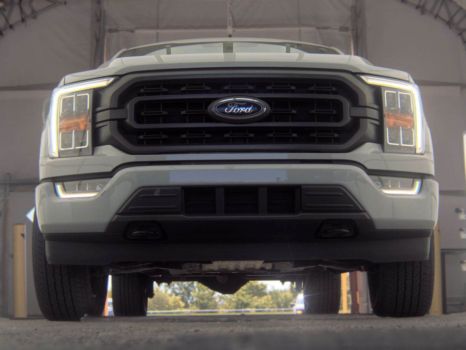 FORD F-150 - 4