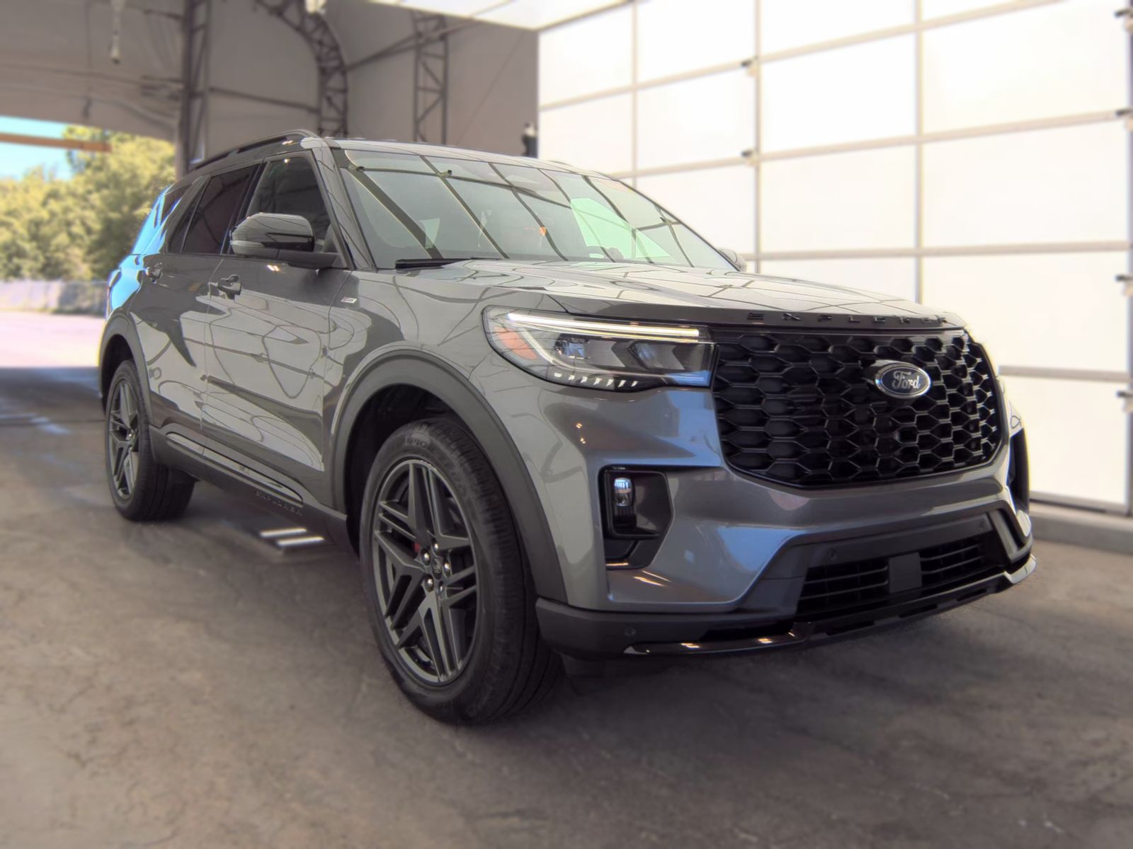 FORD EXPLORER - 5