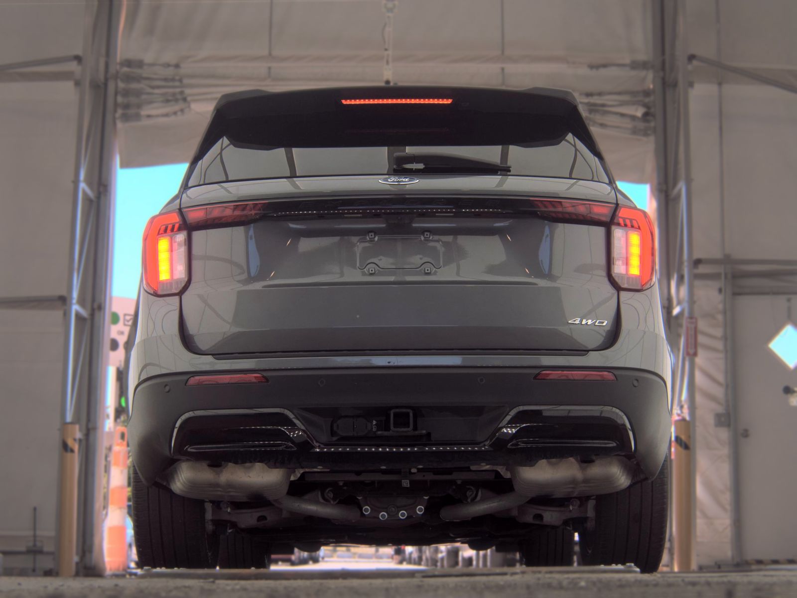 FORD EXPLORER - 8