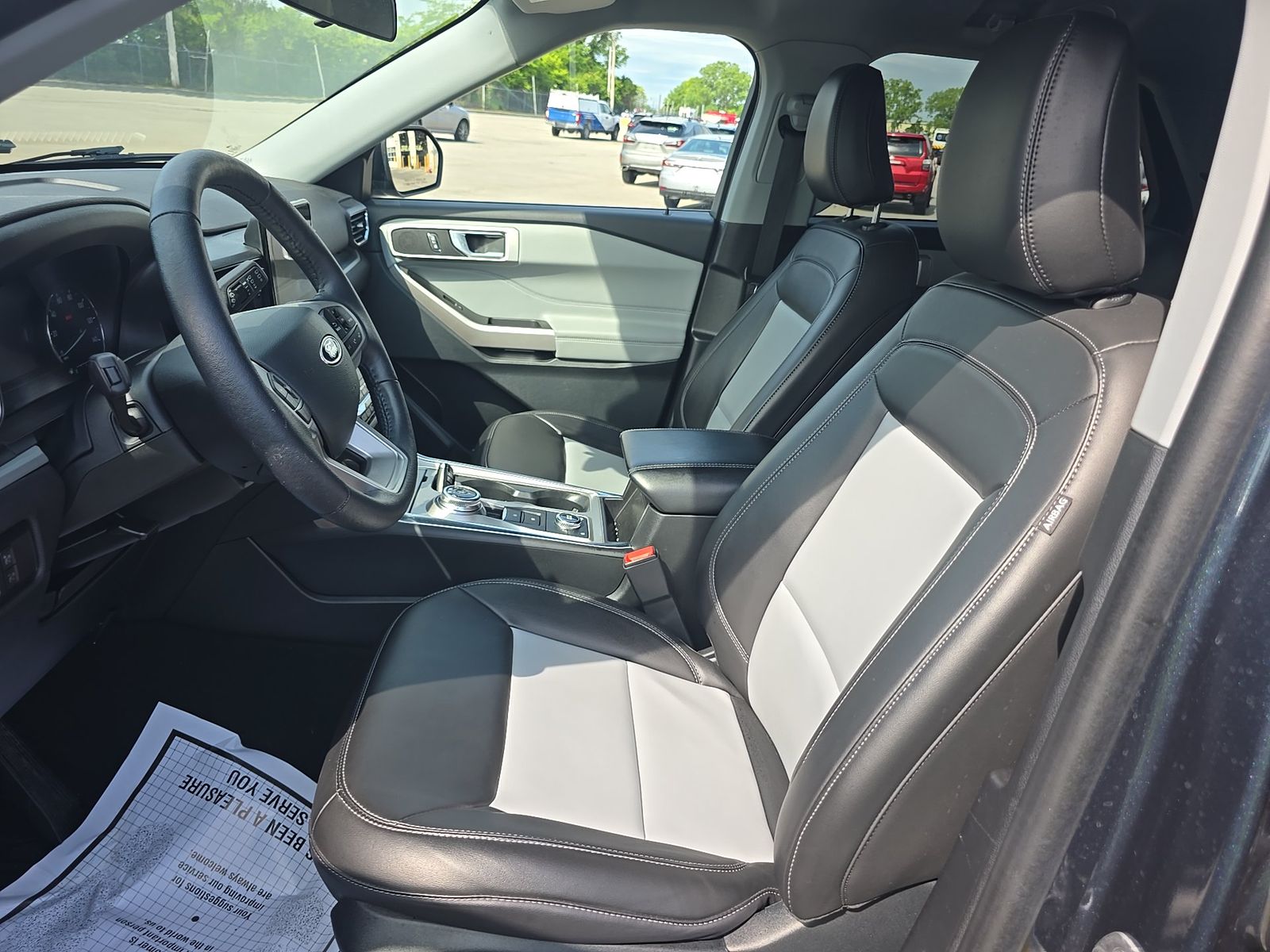 FORD EXPLORER - 8