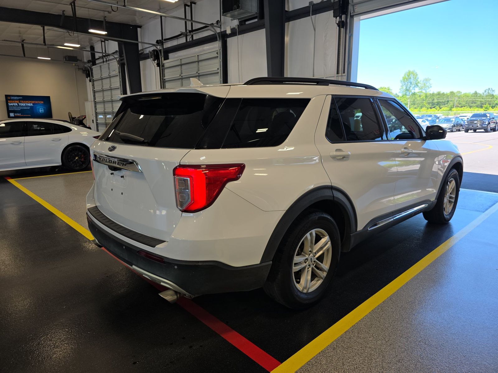 FORD EXPLORER - 5